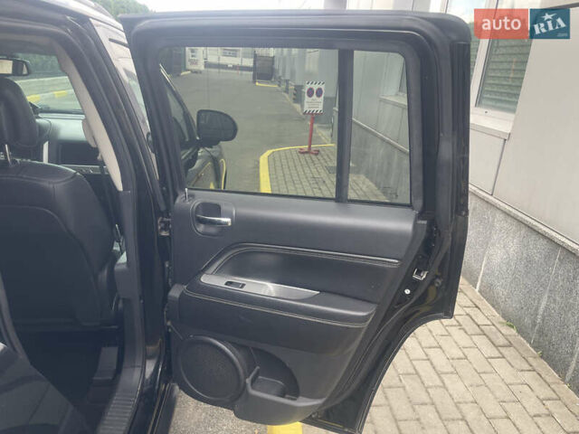 Чорний Джип Compass, об'ємом двигуна 2.36 л та пробігом 180 тис. км за 11200 $, фото 11 на Automoto.ua