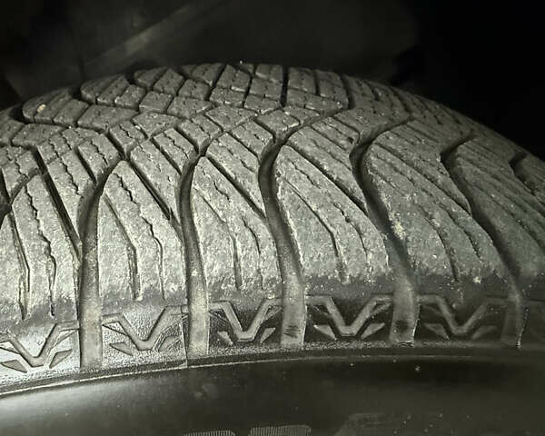 Черный Джип Компас, объемом двигателя 2.2 л и пробегом 146 тыс. км за 10900 $, фото 23 на Automoto.ua