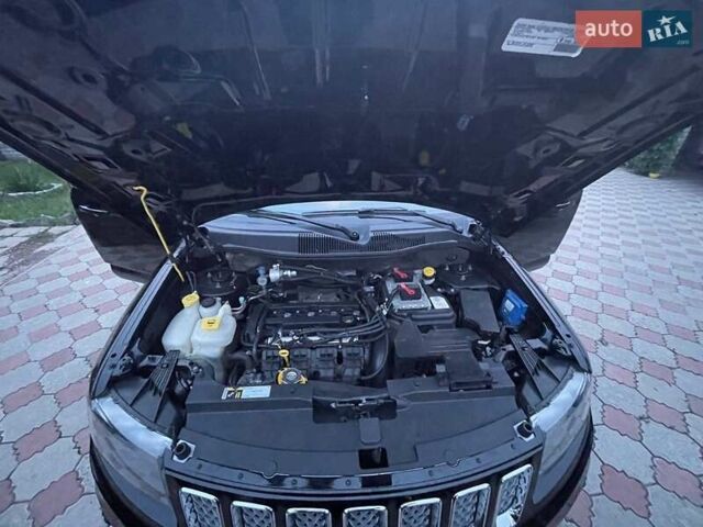 Черный Джип Компас, объемом двигателя 2.36 л и пробегом 176 тыс. км за 9500 $, фото 18 на Automoto.ua