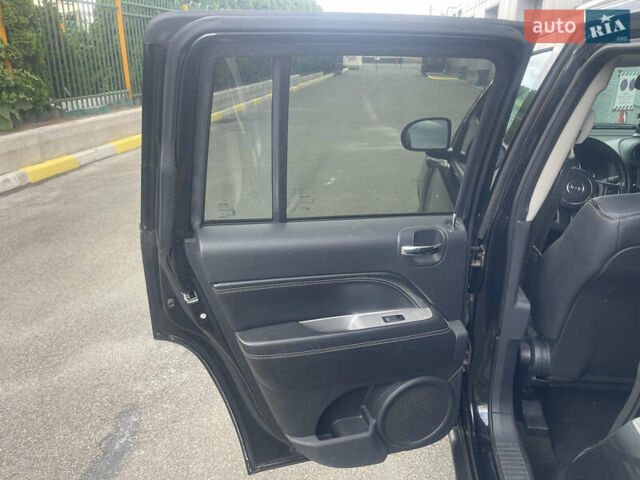 Чорний Джип Compass, об'ємом двигуна 2.36 л та пробігом 180 тис. км за 11200 $, фото 13 на Automoto.ua