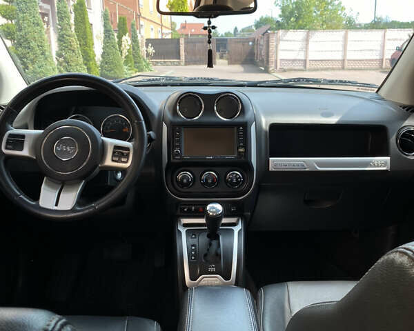 Чорний Джип Compass, об'ємом двигуна 2.36 л та пробігом 190 тис. км за 10499 $, фото 29 на Automoto.ua