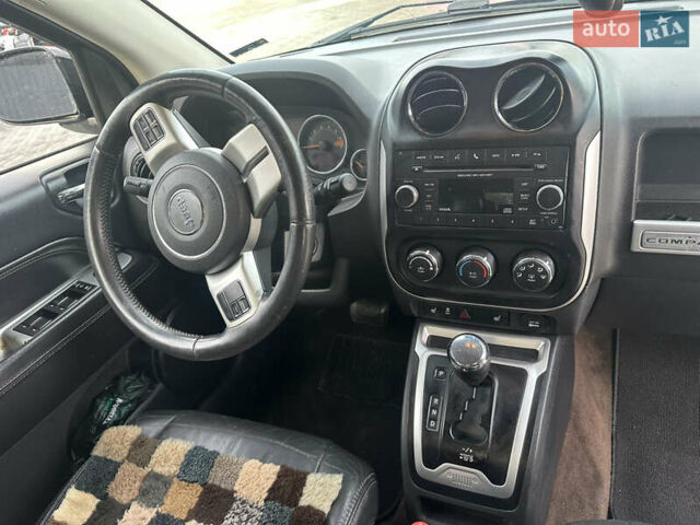 Черный Джип Компас, объемом двигателя 2.36 л и пробегом 259 тыс. км за 9100 $, фото 15 на Automoto.ua