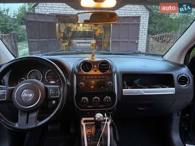 Черный Джип Компас, объемом двигателя 2.36 л и пробегом 176 тыс. км за 9500 $, фото 12 на Automoto.ua