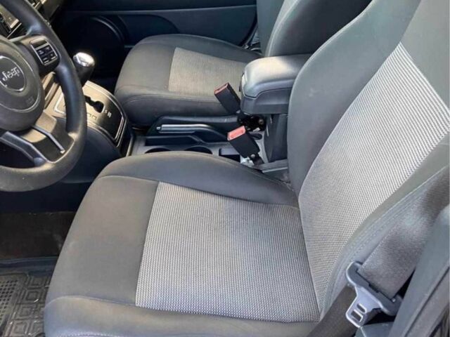 Черный Джип Компас, объемом двигателя 2.4 л и пробегом 150 тыс. км за 8910 $, фото 1 на Automoto.ua