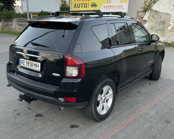 Черный Джип Компас, объемом двигателя 2.36 л и пробегом 120 тыс. км за 9000 $, фото 1 на Automoto.ua