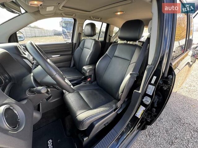 Джип Compass 2015 у Радивилове на Automoto.ua Чорний Джип Compass, об'ємом двигуна 2.36 л та пробігом 150 тис. км за 10300 $, фото 16 на Automoto.ua