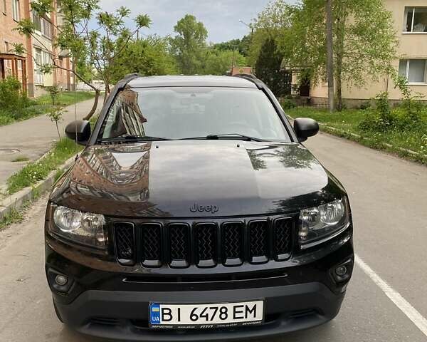 Черный Джип Компас, объемом двигателя 2 л и пробегом 133 тыс. км за 10000 $, фото 1 на Automoto.ua