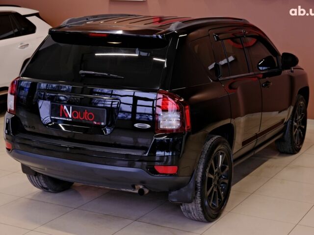 Черный Джип Компас, объемом двигателя 2.4 л и пробегом 121 тыс. км за 9900 $, фото 4 на Automoto.ua