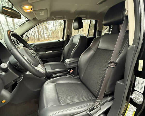 Черный Джип Компас, объемом двигателя 2.36 л и пробегом 211 тыс. км за 9350 $, фото 19 на Automoto.ua