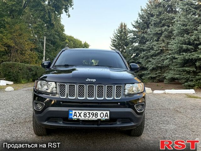 Чорний Джип Compass, об'ємом двигуна 2.4 л та пробігом 132 тис. км за 11200 $, фото 1 на Automoto.ua