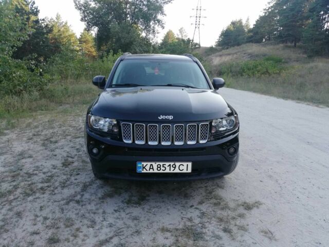 Черный Джип Компас, объемом двигателя 0 л и пробегом 1 тыс. км за 10400 $, фото 1 на Automoto.ua
