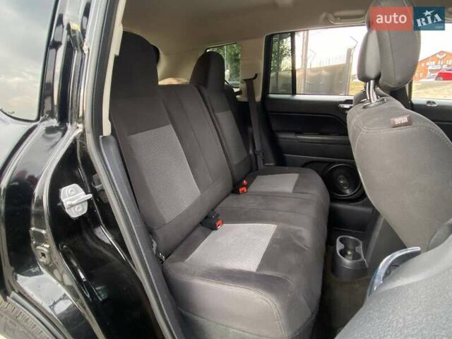 Чорний Джип Compass, об'ємом двигуна 2 л та пробігом 133 тис. км за 10290 $, фото 10 на Automoto.ua