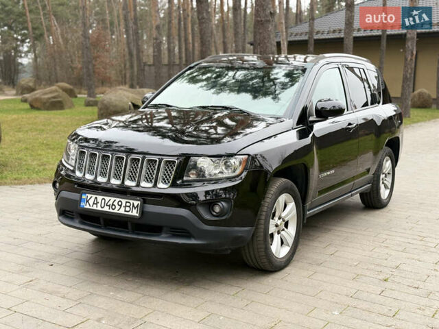 Черный Джип Компас, объемом двигателя 2.36 л и пробегом 211 тыс. км за 9350 $, фото 3 на Automoto.ua