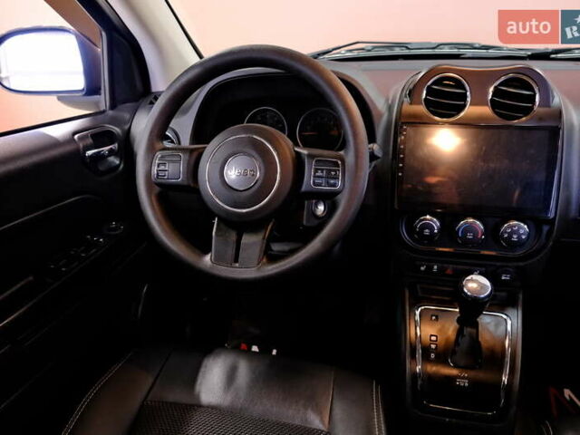 Черный Джип Компас, объемом двигателя 2.36 л и пробегом 121 тыс. км за 9900 $, фото 42 на Automoto.ua