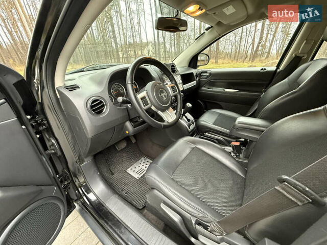 Черный Джип Компас, объемом двигателя 2.36 л и пробегом 211 тыс. км за 9350 $, фото 18 на Automoto.ua