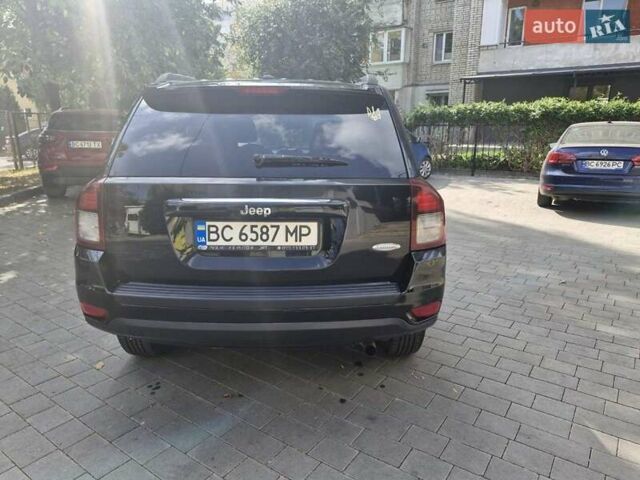 Черный Джип Компас, объемом двигателя 2.36 л и пробегом 157 тыс. км за 9000 $, фото 1 на Automoto.ua