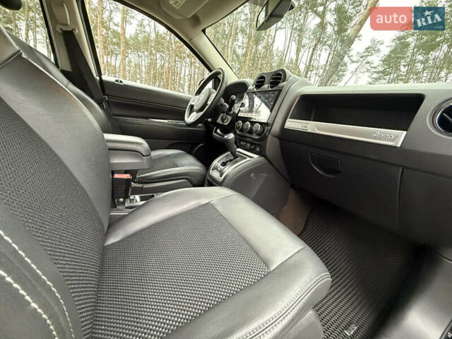 Черный Джип Компас, объемом двигателя 2.36 л и пробегом 211 тыс. км за 9350 $, фото 27 на Automoto.ua