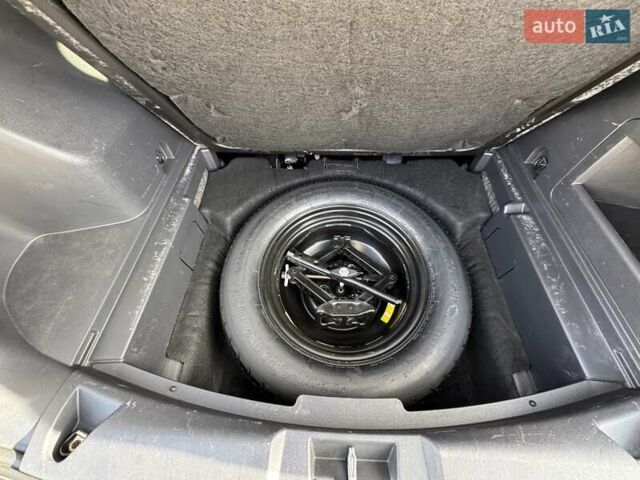 Джип Compass 2015 у Радивилове на Automoto.ua Чорний Джип Compass, об'ємом двигуна 2.36 л та пробігом 150 тис. км за 10300 $, фото 22 на Automoto.ua