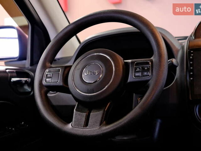 Черный Джип Компас, объемом двигателя 2.36 л и пробегом 121 тыс. км за 9900 $, фото 45 на Automoto.ua