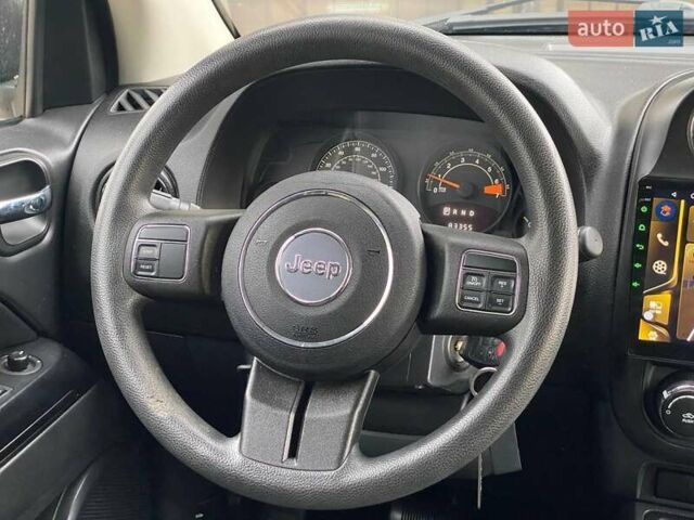 Чорний Джип Compass, об'ємом двигуна 2 л та пробігом 133 тис. км за 10290 $, фото 13 на Automoto.ua