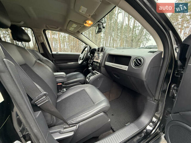 Черный Джип Компас, объемом двигателя 2.36 л и пробегом 211 тыс. км за 9350 $, фото 25 на Automoto.ua