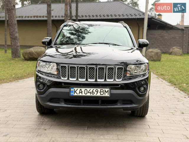 Черный Джип Компас, объемом двигателя 2.36 л и пробегом 211 тыс. км за 9350 $, фото 4 на Automoto.ua