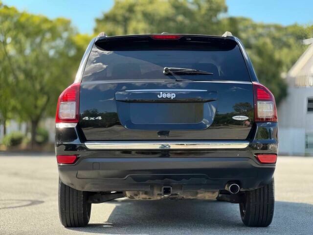 Джип Compass 2016 у Києві на Automoto.ua Чорний Джип Compass, об'ємом двигуна 2.4 л та пробігом 72 тис. км за 11800 $, фото 5 на Automoto.ua