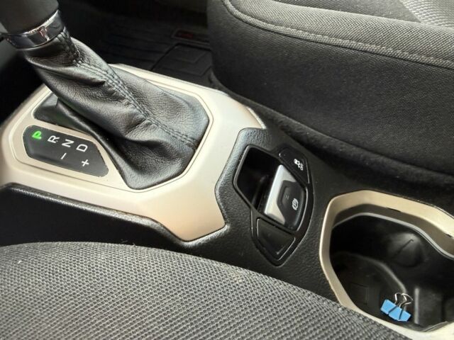 Черный Джип Компас, объемом двигателя 2.4 л и пробегом 190 тыс. км за 11800 $, фото 17 на Automoto.ua