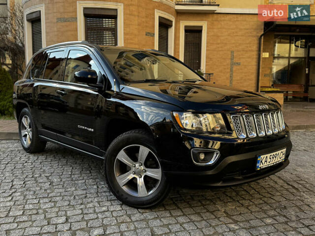 Черный Джип Компас, объемом двигателя 2 л и пробегом 129 тыс. км за 10900 $, фото 1 на Automoto.ua