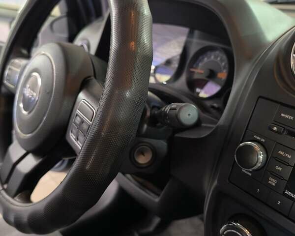 Чорний Джип Compass, об'ємом двигуна 2 л та пробігом 145 тис. км за 11700 $, фото 19 на Automoto.ua