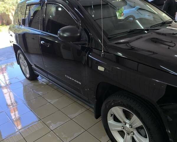 Чорний Джип Compass, об'ємом двигуна 2 л та пробігом 145 тис. км за 11700 $, фото 3 на Automoto.ua