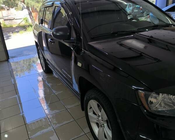 Чорний Джип Compass, об'ємом двигуна 2 л та пробігом 145 тис. км за 11700 $, фото 2 на Automoto.ua