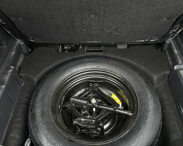 Чорний Джип Compass, об'ємом двигуна 2.4 л та пробігом 211 тис. км за 11500 $, фото 21 на Automoto.ua