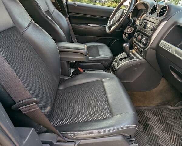 Чорний Джип Compass, об'ємом двигуна 2.36 л та пробігом 110 тис. км за 10500 $, фото 16 на Automoto.ua