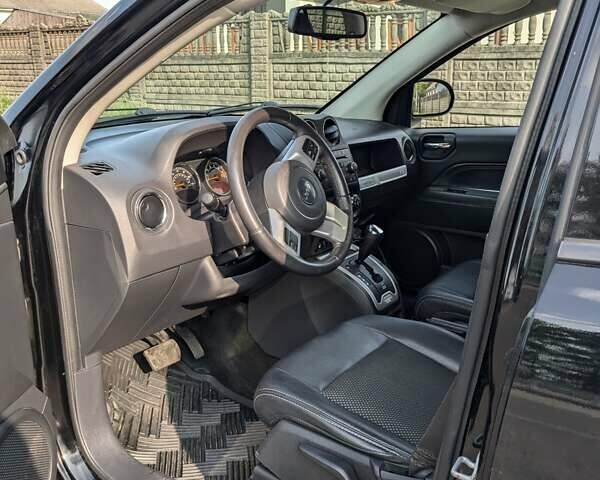 Чорний Джип Compass, об'ємом двигуна 2.36 л та пробігом 110 тис. км за 10500 $, фото 6 на Automoto.ua