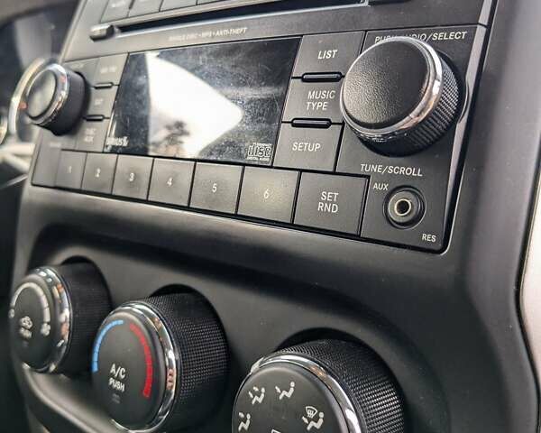 Черный Джип Компас, объемом двигателя 2.36 л и пробегом 110 тыс. км за 12200 $, фото 20 на Automoto.ua