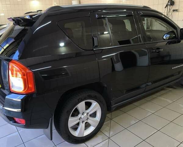 Чорний Джип Compass, об'ємом двигуна 2 л та пробігом 145 тис. км за 11700 $, фото 4 на Automoto.ua