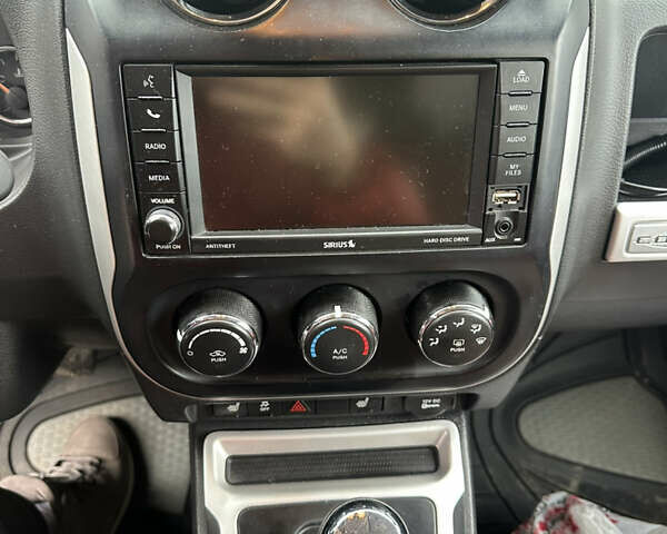 Чорний Джип Compass, об'ємом двигуна 2.36 л та пробігом 145 тис. км за 10950 $, фото 14 на Automoto.ua