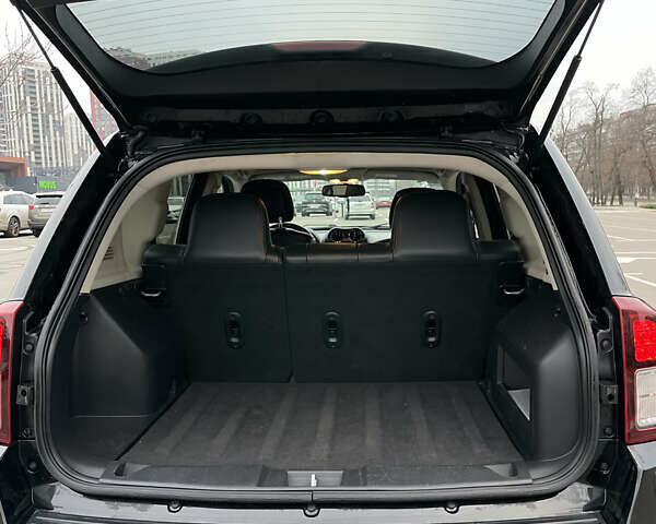 Чорний Джип Compass, об'ємом двигуна 2.4 л та пробігом 211 тис. км за 11500 $, фото 20 на Automoto.ua