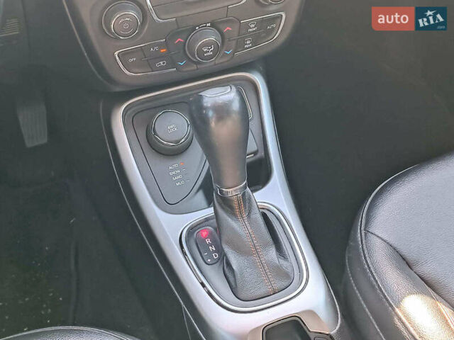 Чорний Джип Compass, об'ємом двигуна 2.4 л та пробігом 93 тис. км за 15490 $, фото 17 на Automoto.ua
