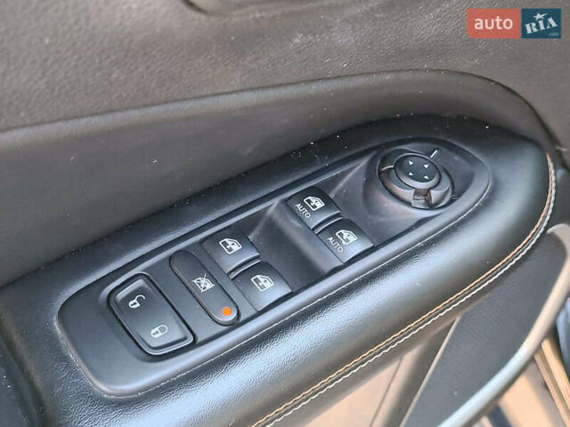 Чорний Джип Compass, об'ємом двигуна 2.4 л та пробігом 93 тис. км за 15490 $, фото 23 на Automoto.ua