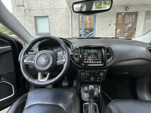 Чорний Джип Compass, об'ємом двигуна 2.4 л та пробігом 127 тис. км за 13200 $, фото 3 на Automoto.ua