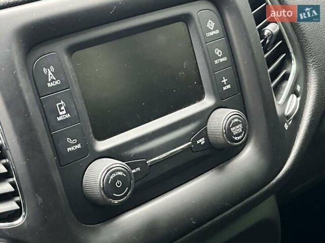 Черный Джип Компас, объемом двигателя 2.4 л и пробегом 93 тыс. км за 13990 $, фото 21 на Automoto.ua