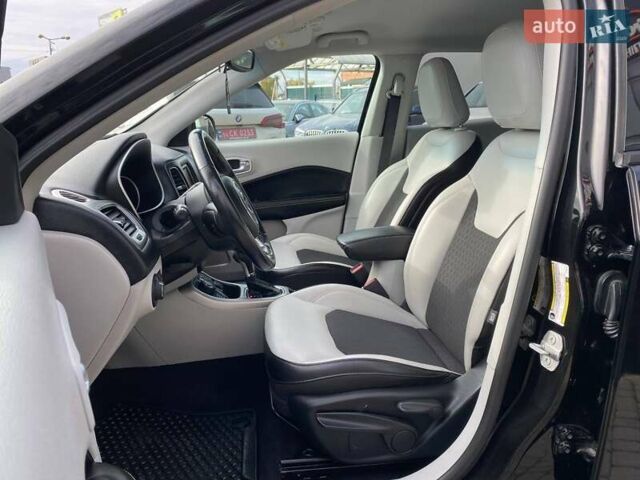 Черный Джип Компас, объемом двигателя 2.36 л и пробегом 106 тыс. км за 14700 $, фото 19 на Automoto.ua