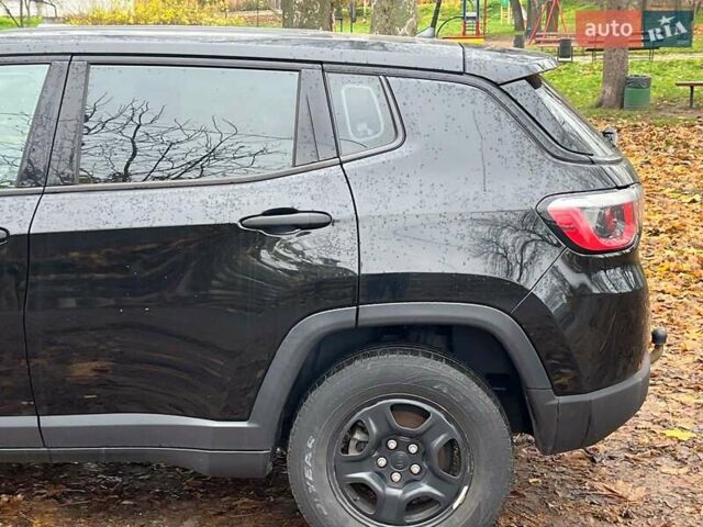 Черный Джип Компас, объемом двигателя 2.4 л и пробегом 93 тыс. км за 13990 $, фото 12 на Automoto.ua