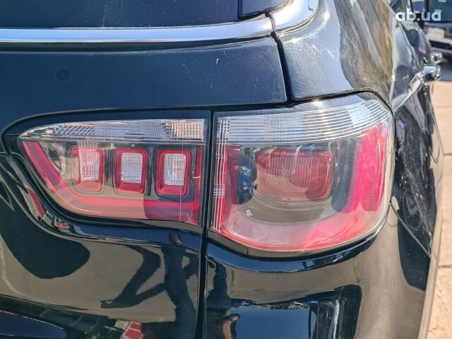 Чорний Джип Compass, об'ємом двигуна 2.4 л та пробігом 93 тис. км за 15490 $, фото 9 на Automoto.ua