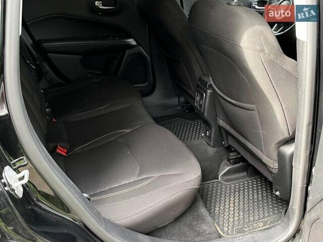 Чорний Джип Compass, об'ємом двигуна 2.4 л та пробігом 93 тис. км за 15290 $, фото 27 на Automoto.ua