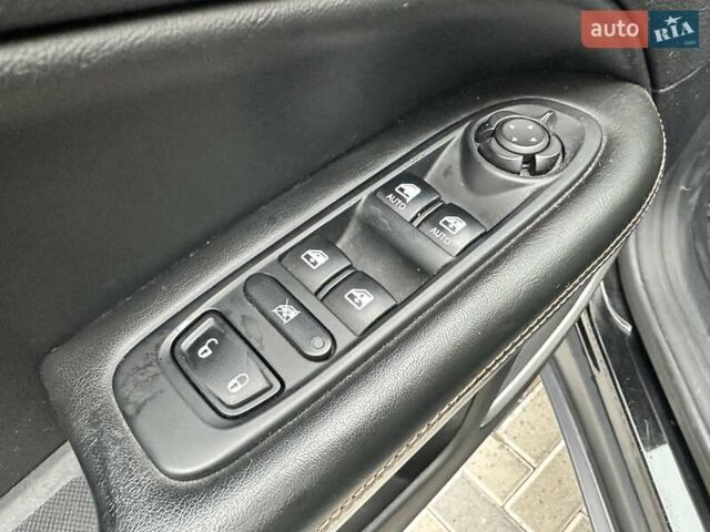 Чорний Джип Compass, об'ємом двигуна 2.36 л та пробігом 193 тис. км за 13800 $, фото 27 на Automoto.ua