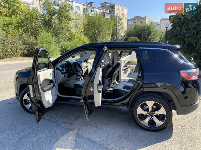 Черный Джип Компас, объемом двигателя 2.36 л и пробегом 105 тыс. км за 14000 $, фото 7 на Automoto.ua