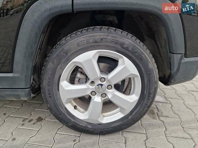 Черный Джип Компас, объемом двигателя 2.36 л и пробегом 98 тыс. км за 12800 $, фото 35 на Automoto.ua